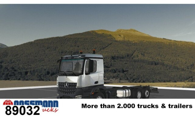 Mercedes-Benz Arocs 2553 L 6x2, Lenk-/liftachse, Navi, - Грузовик-шасси: фото 1 Mercedes-Benz Arocs 2553 L 6x2, Lenk-/liftachse, Navi, - Грузовик-шасси: фото 1