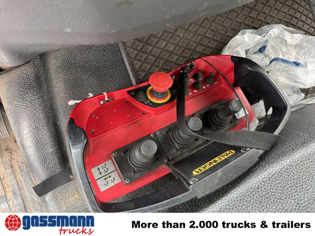 Mercedes-Benz Atego 1023 A 4x4, Einzelbereifung, Heckkran - Грузовик-шасси, Автоманипулятор: фото 5 Mercedes-Benz Atego 1023 A 4x4, Einzelbereifung, Heckkran - Грузовик-шасси, Автоманипулятор: фото 5