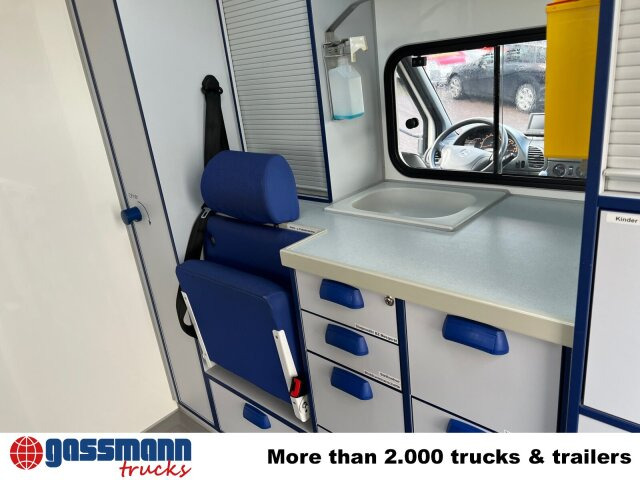 Mercedes-Benz Sprinter 313 CDI 4x2, Rettungswagen - Цельнометаллический фургон: фото 3 Mercedes-Benz Sprinter 313 CDI 4x2, Rettungswagen - Цельнометаллический фургон: фото 3