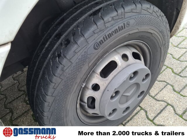 Mercedes-Benz Sprinter 516 CDI 4x2, Rettungswagen - Цельнометаллический фургон: фото 3 Mercedes-Benz Sprinter 516 CDI 4x2, Rettungswagen - Цельнометаллический фургон: фото 3