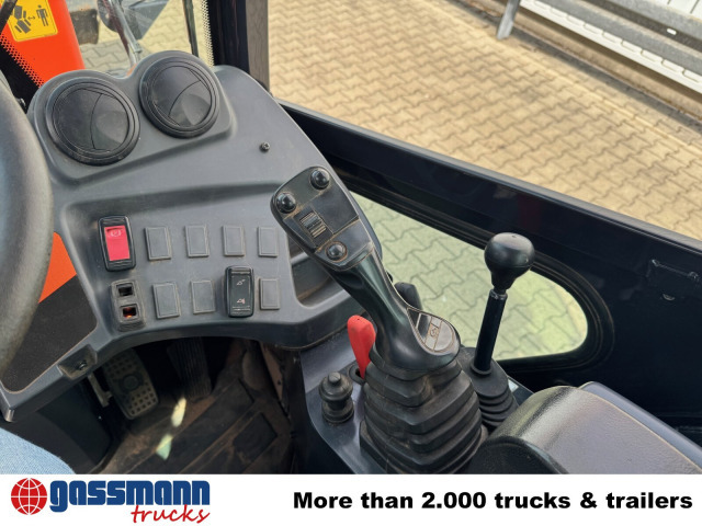 Строительная техника Kubota R065 4x4, Palettengabel, ca. 1.733 Betr.-Std.: фото 6 Строительная техника Kubota R065 4x4, Palettengabel, ca. 1.733 Betr.-Std.: фото 6