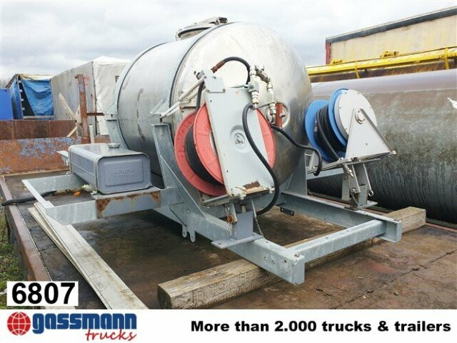 Tank-Aufbau - Грузовик-цистерна: фото 1 Tank-Aufbau - Грузовик-цистерна: фото 1