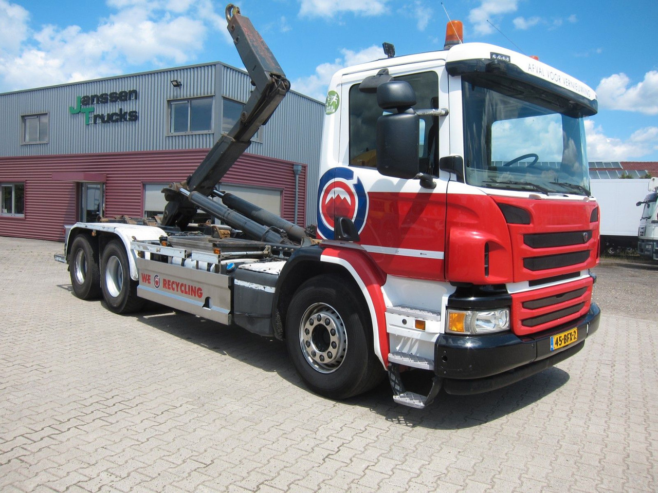 Scania P410 CB6X2 HSA Hyva 22T Haken E6 Liftachse - Крюковой мультилифт: фото 1 Scania P410 CB6X2 HSA Hyva 22T Haken E6 Liftachse - Крюковой мультилифт: фото 1