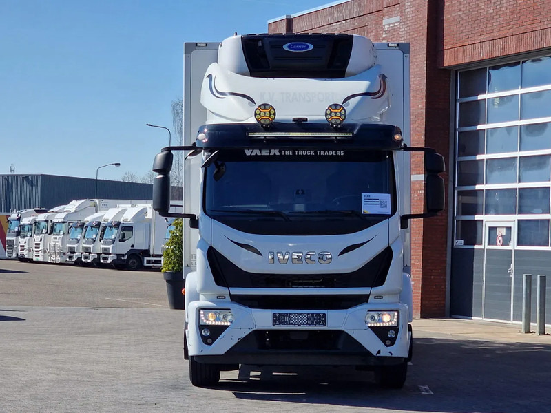 Iveco EuroCargo 180 320 Frigo Carrier supra 850 nordic - Loadlift - Low KM - Camera - Рефрижератор: фото 2 Iveco EuroCargo 180 320 Frigo Carrier supra 850 nordic - Loadlift - Low KM - Camera - Рефрижератор: фото 2