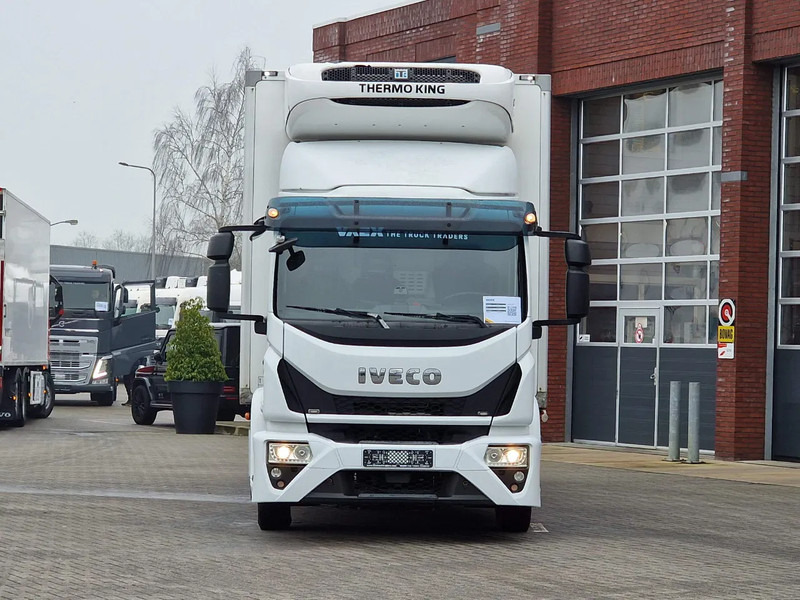 Iveco Eurocargo 120.250 4x2 - Thermoking T-800R Frigo - Loadlift - Euro 6 - Automatic - Изотермический грузовик: фото 2 Iveco Eurocargo 120.250 4x2 - Thermoking T-800R Frigo - Loadlift - Euro 6 - Automatic - Изотермический грузовик: фото 2