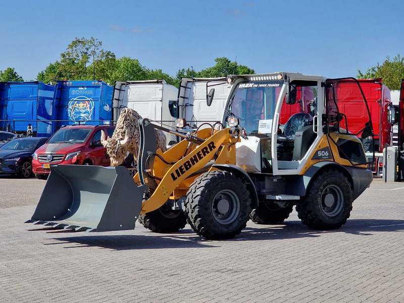 Liebherr L506 compact - New - Bucket + pallet forks - 46 KW - Колёсный экскаватор: фото 3 Liebherr L506 compact - New - Bucket + pallet forks - 46 KW - Колёсный экскаватор: фото 3