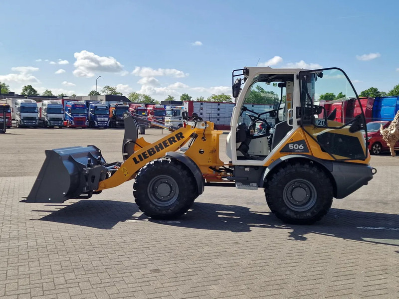 Liebherr L506 compact - New - Bucket + pallet forks - 46 KW - Колёсный экскаватор: фото 4 Liebherr L506 compact - New - Bucket + pallet forks - 46 KW - Колёсный экскаватор: фото 4