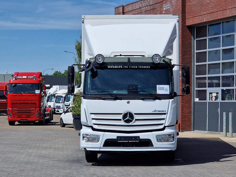 Mercedes-Benz Atego 1524 Box with sidedoors - Zepro loadlift - Full air - Euro 6 - Automatic - Camera system - Грузовик с закрытым кузовом: фото 2 Mercedes-Benz Atego 1524 Box with sidedoors - Zepro loadlift - Full air - Euro 6 - Automatic - Camera system - Грузовик с закрытым кузовом: фото 2