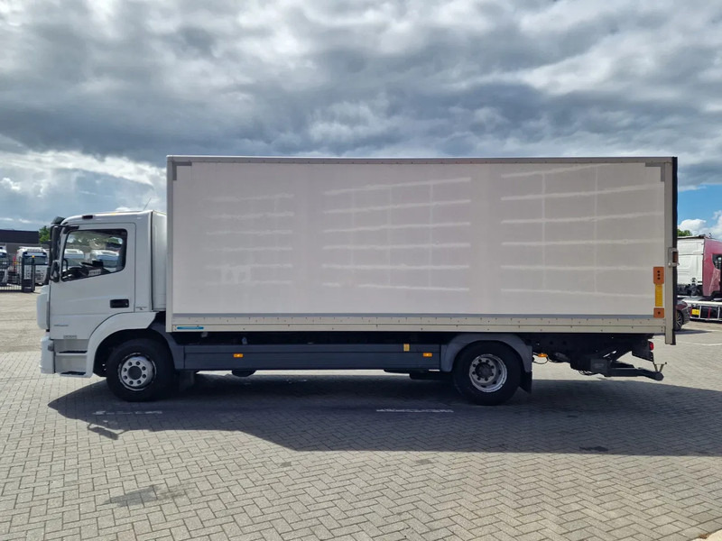 Mercedes-Benz Atego 4x2 - 170 KW/230PS - Box - Zepro loadlift - Euro 6 - Грузовик с закрытым кузовом: фото 4 Mercedes-Benz Atego 4x2 - 170 KW/230PS - Box - Zepro loadlift - Euro 6 - Грузовик с закрытым кузовом: фото 4