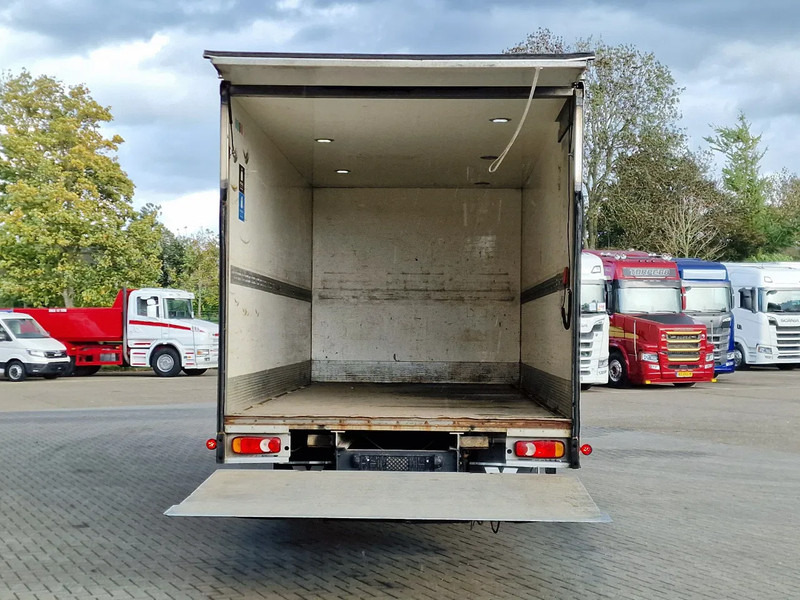 Грузовик с закрытым кузовом Renault D 12.250 4x2 - Box - Loadlift 1.500 KG - A/C - Euro 6 - Automatic - Camera system: фото 8