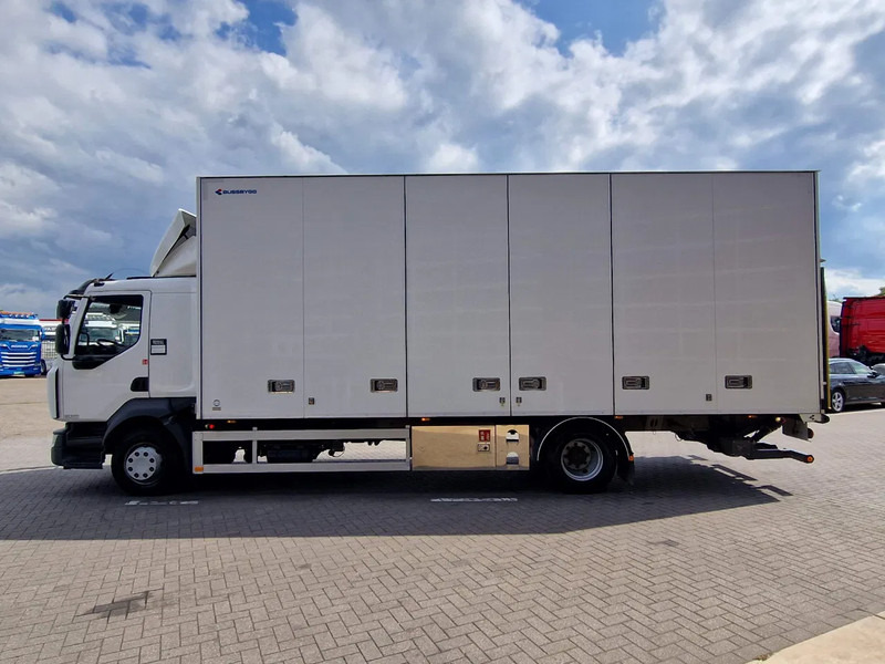 Renault D16 250 4x2 Box with side doors - Zepro loadlift - Euro 6 - Low KM - Sleepercab - Грузовик с закрытым кузовом: фото 5 Renault D16 250 4x2 Box with side doors - Zepro loadlift - Euro 6 - Low KM - Sleepercab - Грузовик с закрытым кузовом: фото 5