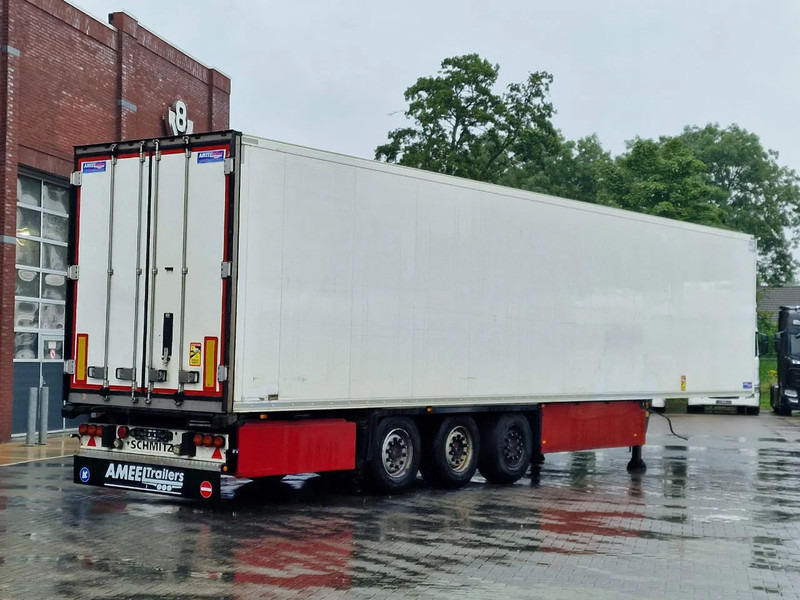 Изотермический полуприцеп Schmitz Cargobull SCB*S3B - Thermoking SLXe 200 - Rohrbahnen / Meat rails - Lift axle - SAF Axle: фото 9 Изотермический полуприцеп Schmitz Cargobull SCB*S3B - Thermoking SLXe 200 - Rohrbahnen / Meat rails - Lift axle - SAF Axle: фото 9