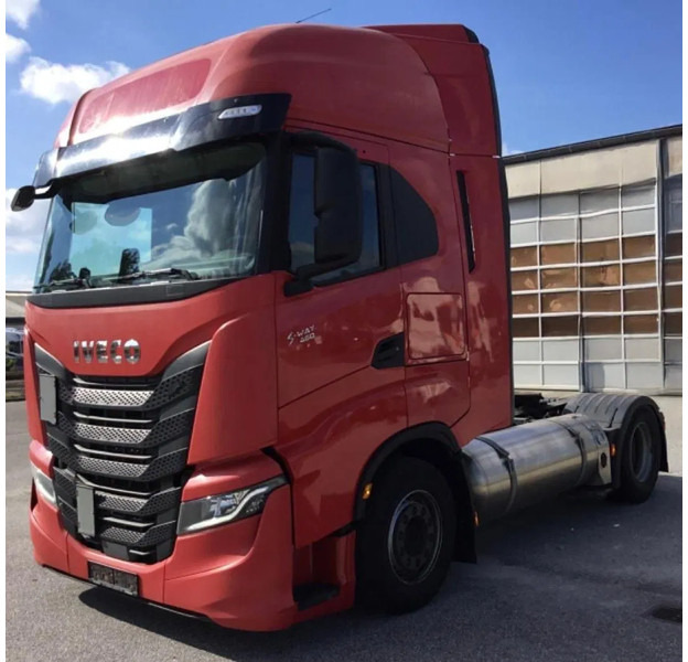 Iveco S-WAY 460 LNG - 4x2 - Retarder - Full air - Тягач: фото 3 Iveco S-WAY 460 LNG - 4x2 - Retarder - Full air - Тягач: фото 3