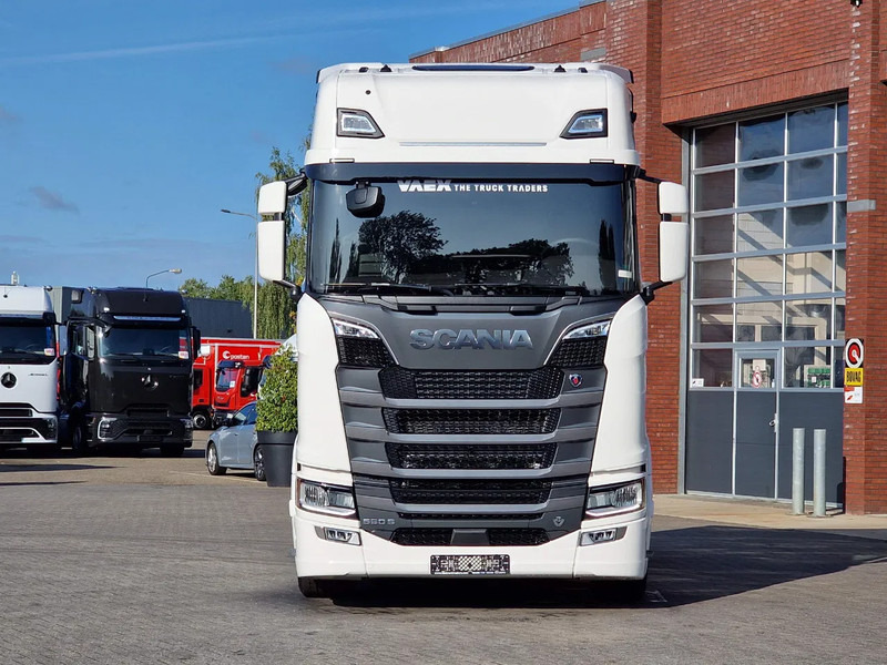 Scania 590S V8 NGS Highline 4x2 - New - Facelift - Full spec - Retarder - Leather - Full air - Тягач: фото 2 Scania 590S V8 NGS Highline 4x2 - New - Facelift - Full spec - Retarder - Leather - Full air - Тягач: фото 2