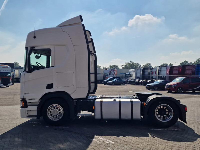 Scania R450 NGS Highline 4x2 - Retarder - Full air - Led - Navi - 2x tank - Тягач: фото 4 Scania R450 NGS Highline 4x2 - Retarder - Full air - Led - Navi - 2x tank - Тягач: фото 4