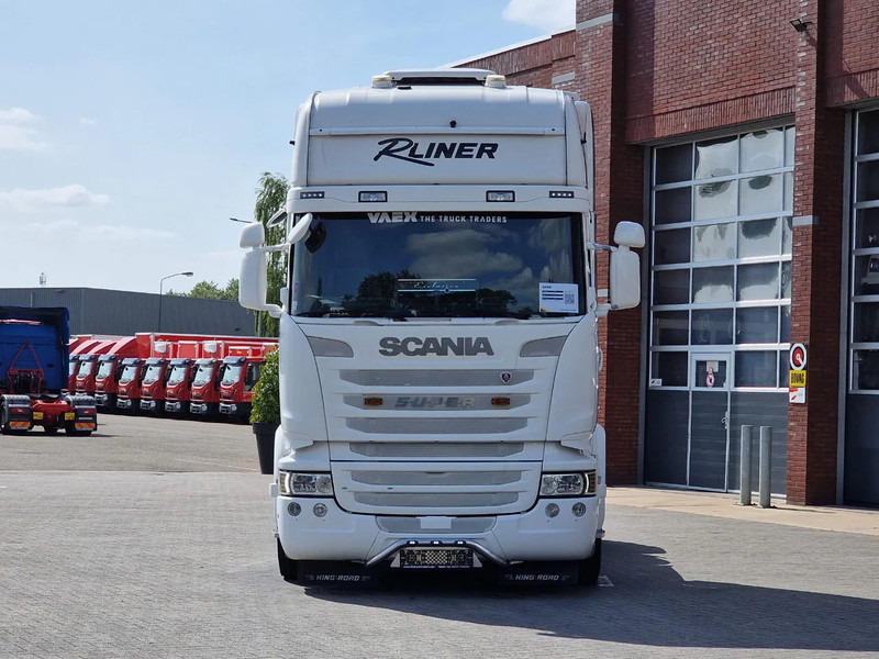 Scania R490 Topline 6x2/4 - Retarder - Night clima - Leather - Full air - Alloy wheels - Тягач: фото 3 Scania R490 Topline 6x2/4 - Retarder - Night clima - Leather - Full air - Alloy wheels - Тягач: фото 3