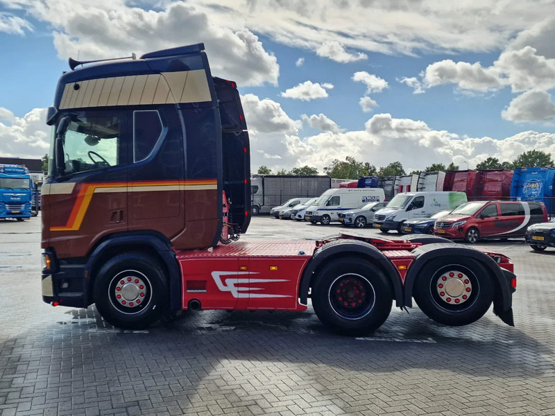 Scania R500 NGS Highline 6x2 - PTO/Hydraulic - Custom interior - Full air - 2.95 WB - Тягач: фото 4 Scania R500 NGS Highline 6x2 - PTO/Hydraulic - Custom interior - Full air - 2.95 WB - Тягач: фото 4