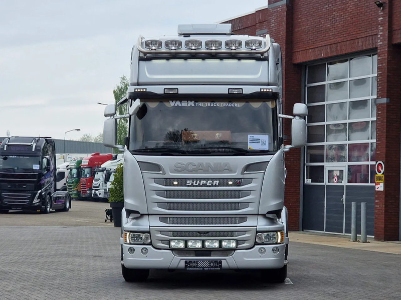 Scania R580 V8 Topline 4x2 - Full spec - Custom interior - Retarder - Night clima - Full air - Navi - Тягач: фото 2 Scania R580 V8 Topline 4x2 - Full spec - Custom interior - Retarder - Night clima - Full air - Navi - Тягач: фото 2
