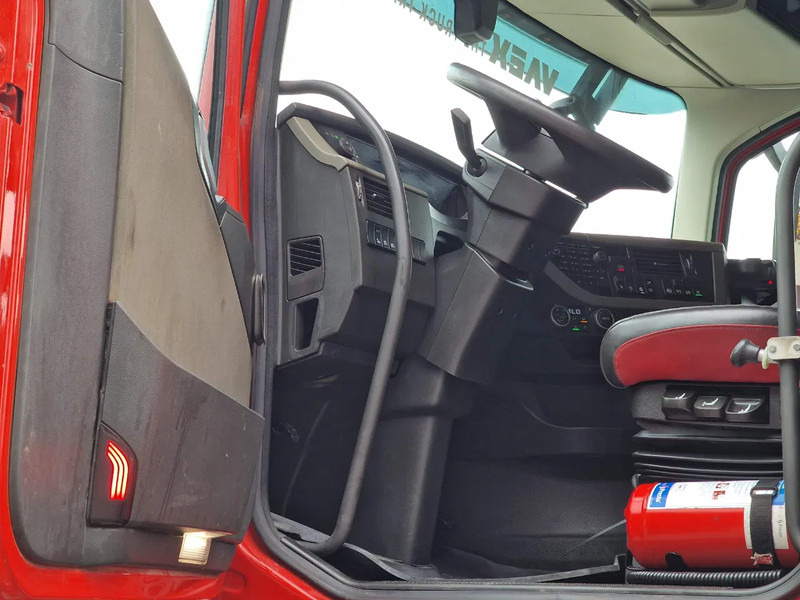 Тягач Volvo FH 13.500 6x2 - PTO/Hydraulic - I Save - 3.00 WB - Full air: фото 9 Тягач Volvo FH 13.500 6x2 - PTO/Hydraulic - I Save - 3.00 WB - Full air: фото 9