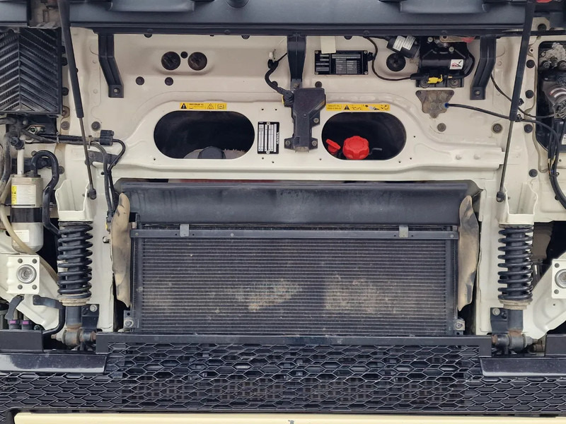 Тягач Volvo FH 13.500 6x2 - PTO/Hydraulic - I Save - 3.00 WB - Full air: фото 15 Тягач Volvo FH 13.500 6x2 - PTO/Hydraulic - I Save - 3.00 WB - Full air: фото 15