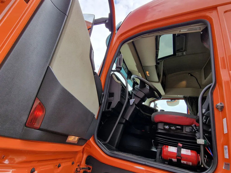 Volvo FH 13.500 6x4 - HMF 1153 K2 crane kran grua - Hydraulic - Lift axle - Euro 6 в лизинг Volvo FH 13.500 6x4 - HMF 1153 K2 crane kran grua - Hydraulic - Lift axle - Euro 6: фото 11