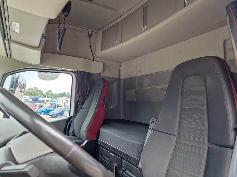 Тягач Volvo FH 13.500 Globetrotter 4x2 - I parkcool - Full air - Low KM 347Tkm - Fridge: фото 11