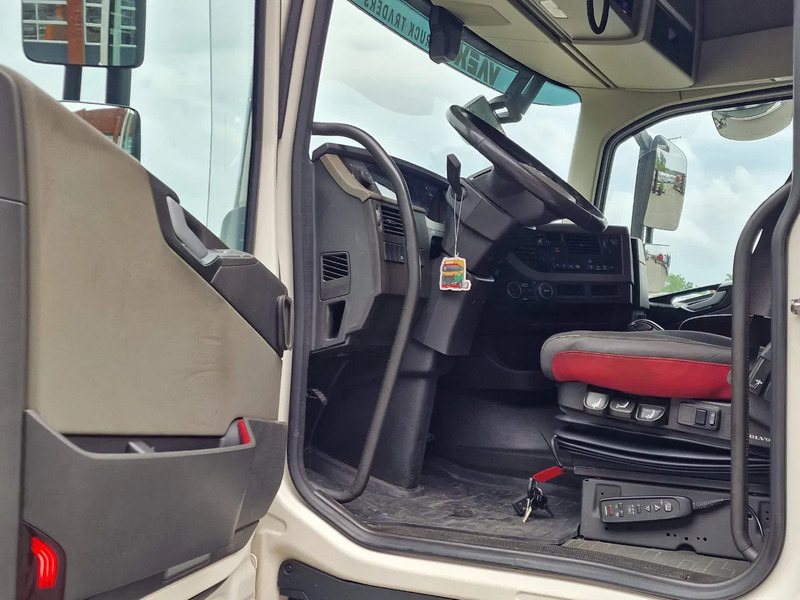 Тягач Volvo FH 13.500 Globetrotter 4x2 - I parkcool - Full air - Low KM 347Tkm - Fridge: фото 10