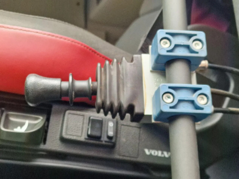 Тягач Volvo FH 13.500 Globetrotter 6x2 - PTO/Hydraulic - Full air - Low KM - 3.20 WB: фото 15