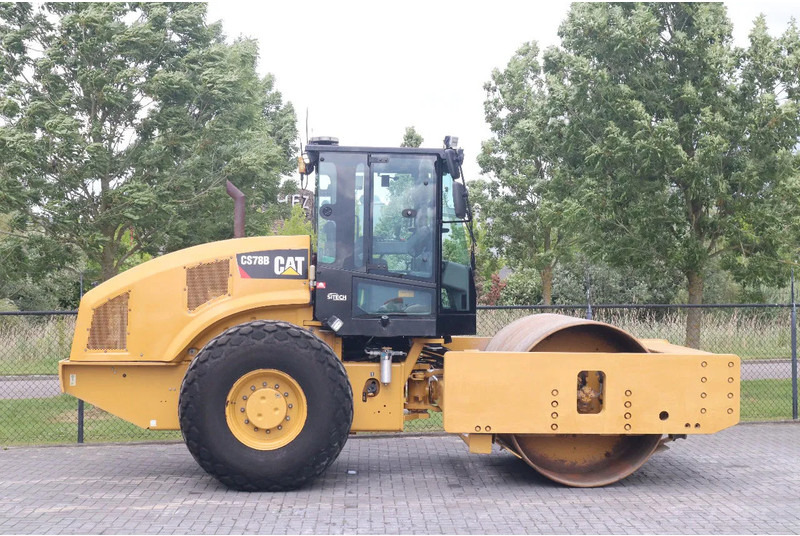 Caterpillar CS78B | TRIMBLE GPS | GOOD CONDITION - Каток: фото 4 Caterpillar CS78B | TRIMBLE GPS | GOOD CONDITION - Каток: фото 4
