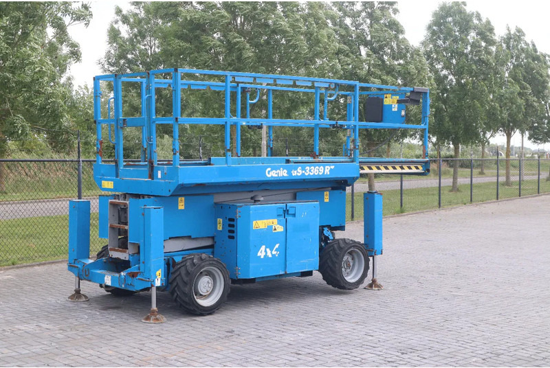 Genie GS-3369 RT | 12 METER | 454 kg - Ножничный подъемник: фото 5 Genie GS-3369 RT | 12 METER | 454 kg - Ножничный подъемник: фото 5