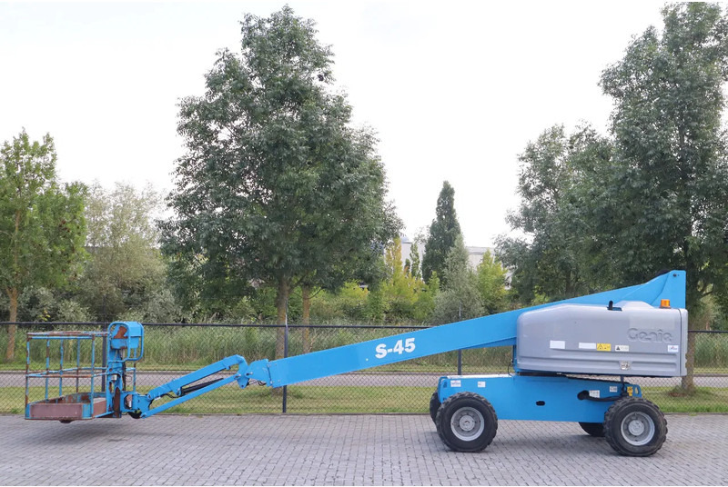 Телескопический подъемник Genie S-45 | 15.7 METER | 227 KG | GOOD CONDITION: фото 1