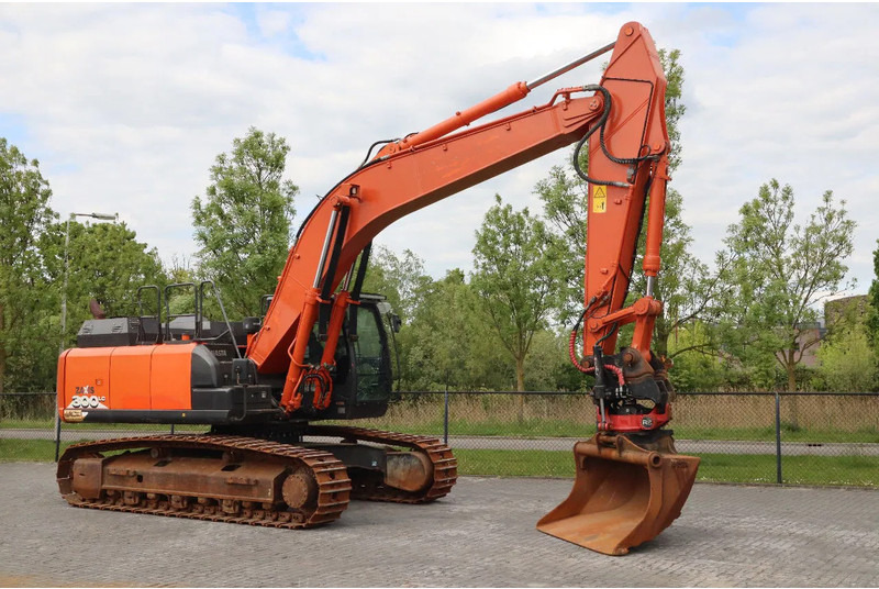 Гусеничный экскаватор Hitachi ZX300 LC-6 | ROTOTILT | BUCKET | GPS: фото 5