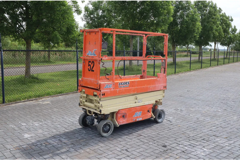 JLG 1930 ES | 7.7 METER | 230 KG - Ножничный подъемник: фото 3 JLG 1930 ES | 7.7 METER | 230 KG - Ножничный подъемник: фото 3