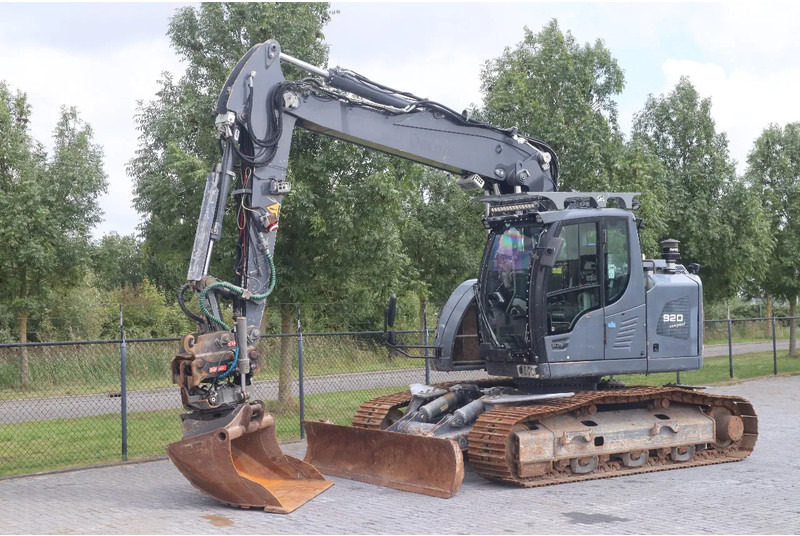Liebherr R920 K LC COMPACT | BLADE | ROTOTILT | OILQUICK | MAGNET - Гусеничный экскаватор: фото 2 Liebherr R920 K LC COMPACT | BLADE | ROTOTILT | OILQUICK | MAGNET - Гусеничный экскаватор: фото 2