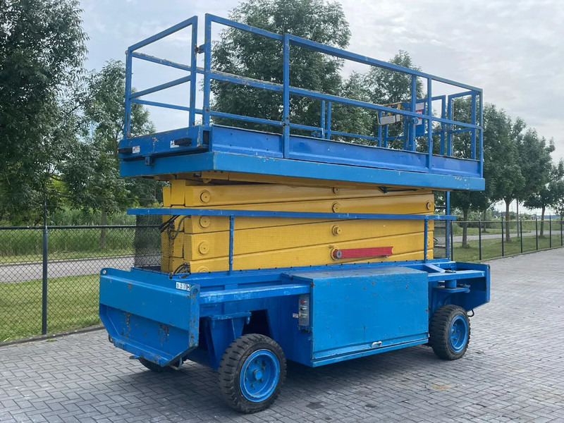 Liftlux SL172-18E2WD | 19.2 METER | NOT WORKING - Ножничный подъемник: фото 3 Liftlux SL172-18E2WD | 19.2 METER | NOT WORKING - Ножничный подъемник: фото 3