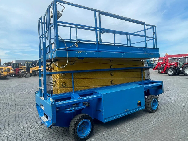 Liftlux SL172-18E2WD | 19.2 METER | NOT WORKING - Ножничный подъемник: фото 4 Liftlux SL172-18E2WD | 19.2 METER | NOT WORKING - Ножничный подъемник: фото 4