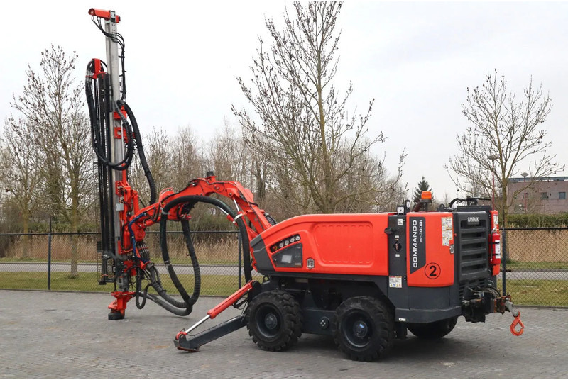 Sandvik 2 PIECES COMMANDO DC 300 RI S5 | ONLY 470 DRILLING HOURS - Буровая машина: фото 3 Sandvik 2 PIECES COMMANDO DC 300 RI S5 | ONLY 470 DRILLING HOURS - Буровая машина: фото 3