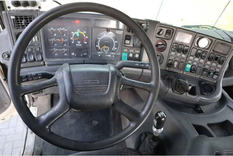 Scania P124-420 | 8X4 | HOOKLIFT | MANUAL | BIG AXLES | EURO 3 в лизинг Scania P124-420 | 8X4 | HOOKLIFT | MANUAL | BIG AXLES | EURO 3: фото 17 Scania P124-420 | 8X4 | HOOKLIFT | MANUAL | BIG AXLES | EURO 3 в лизинг Scania P124-420 | 8X4 | HOOKLIFT | MANUAL | BIG AXLES | EURO 3: фото 17