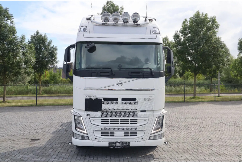 Volvo FH 13.540 | 6X2 | RETARDER | ADR | EURO 6 - Тягач: фото 2 Volvo FH 13.540 | 6X2 | RETARDER | ADR | EURO 6 - Тягач: фото 2