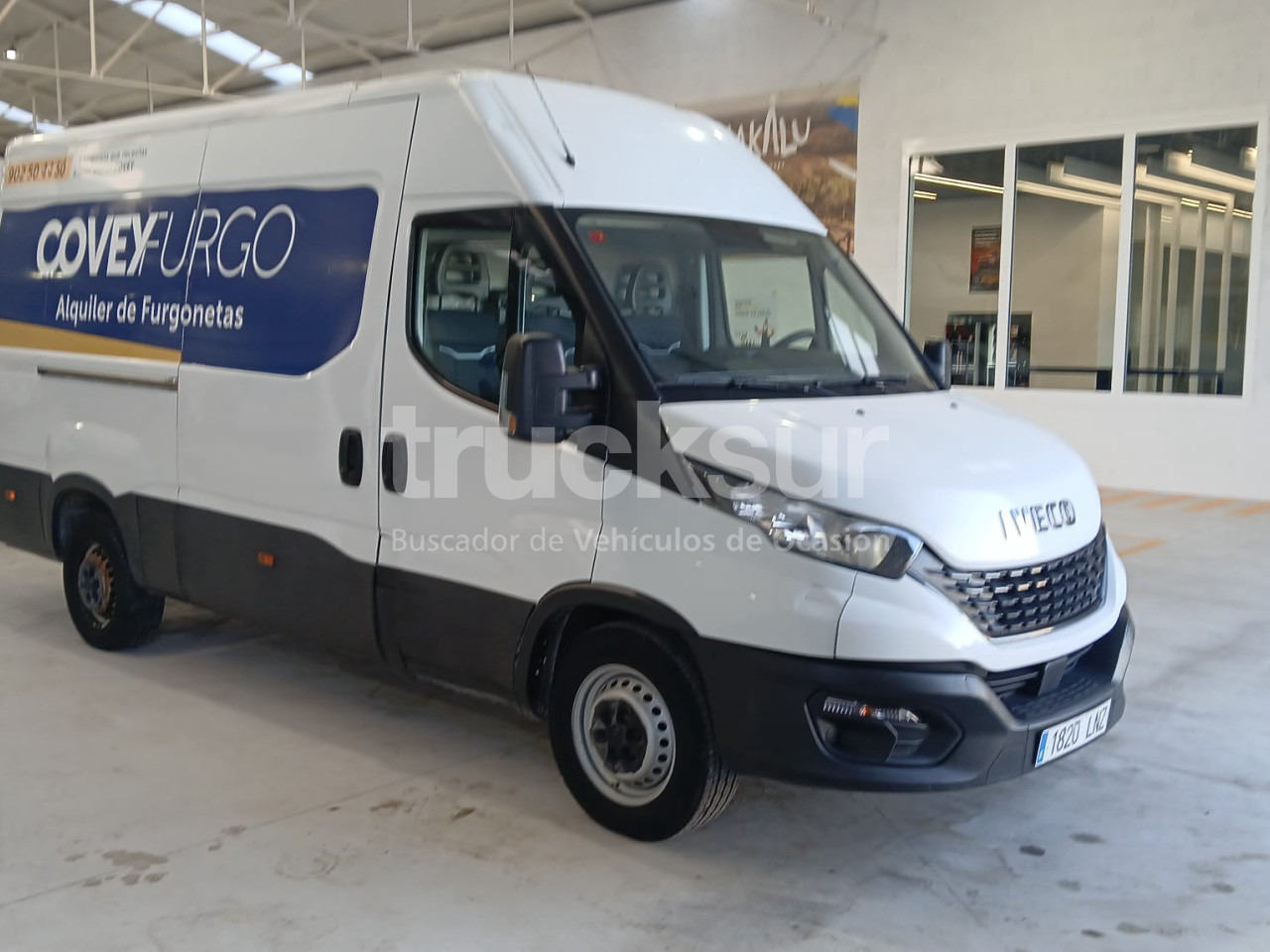 IVECO 35S14 12M3 - Фургон с закрытым кузовом: фото 2 IVECO 35S14 12M3 - Фургон с закрытым кузовом: фото 2