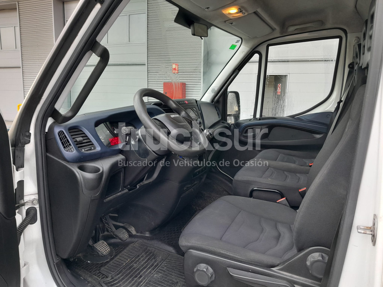 Фургон с закрытым кузовом IVECO DAILY 35C16H: фото 7