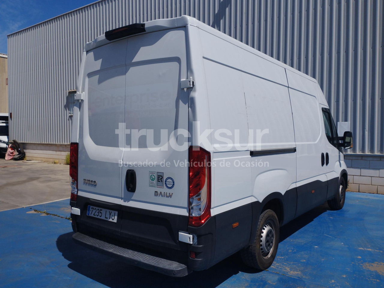 IVECO DAILY 35S16 F 12M3 - Фургон с закрытым кузовом: фото 4 IVECO DAILY 35S16 F 12M3 - Фургон с закрытым кузовом: фото 4