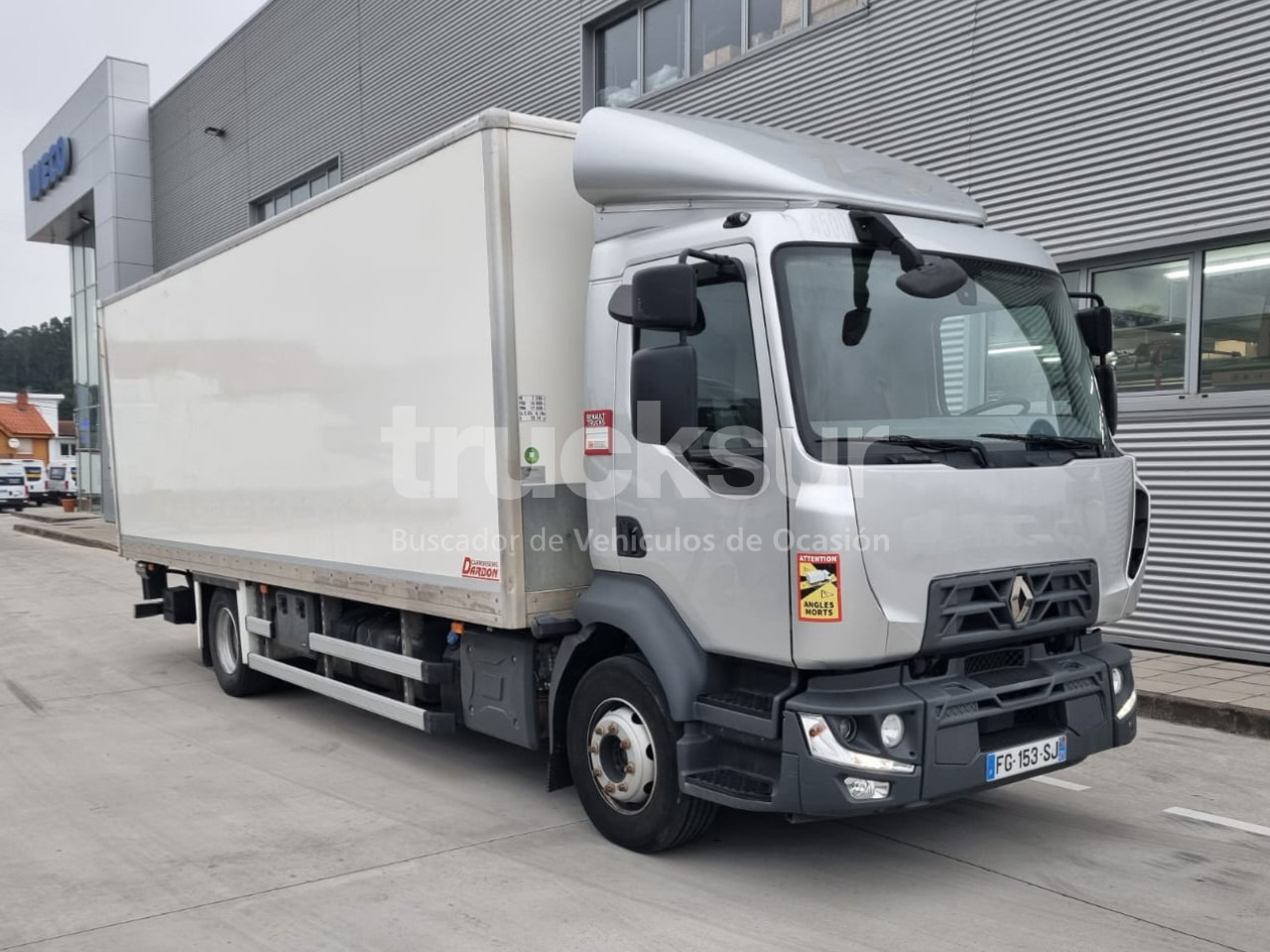 RENAULT D14.240 - Грузовик с закрытым кузовом: фото 2 RENAULT D14.240 - Грузовик с закрытым кузовом: фото 2