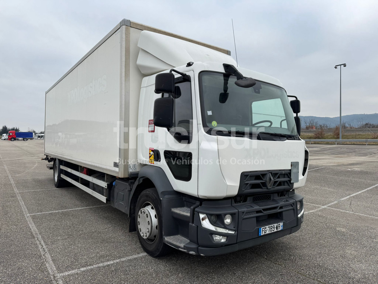 RENAULT D280.18 21P - Грузовик с закрытым кузовом: фото 1 RENAULT D280.18 21P - Грузовик с закрытым кузовом: фото 1