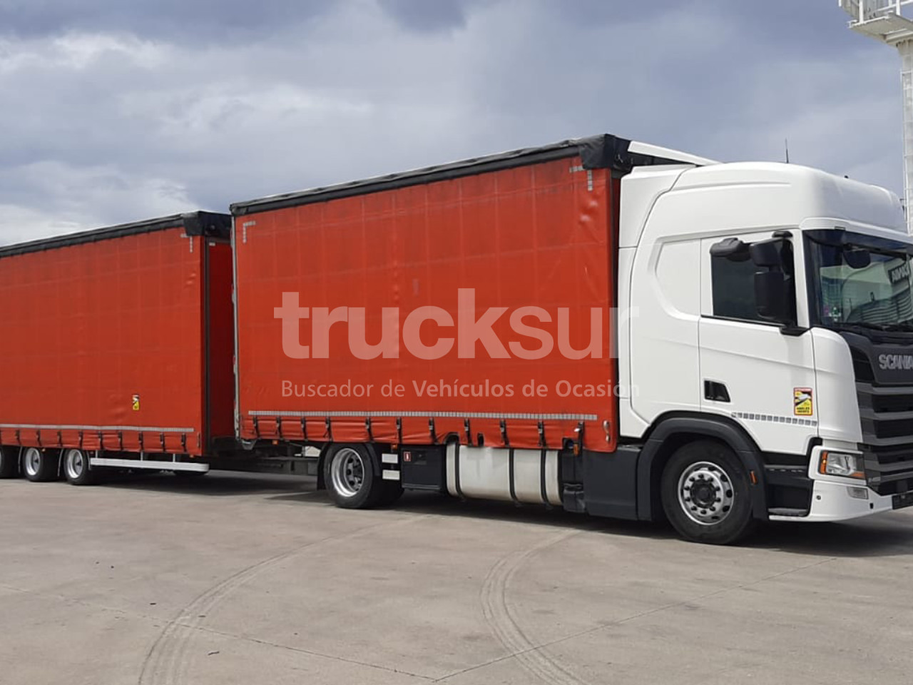 SCANIA R450.18 - Тентованный грузовик: фото 1 SCANIA R450.18 - Тентованный грузовик: фото 1
