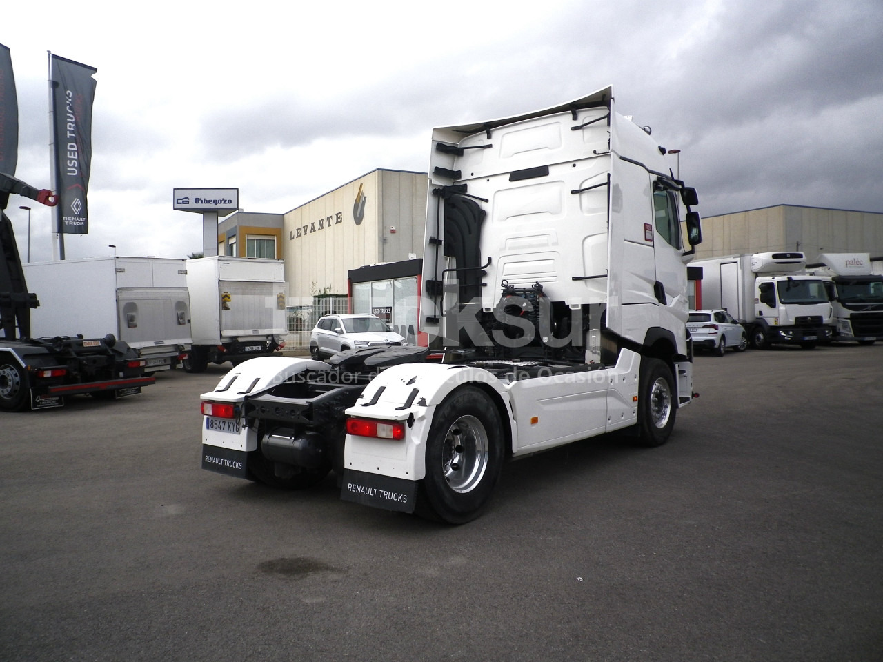 RENAULT T520 HIGH SLEEPER CAB - Тягач: фото 4 RENAULT T520 HIGH SLEEPER CAB - Тягач: фото 4