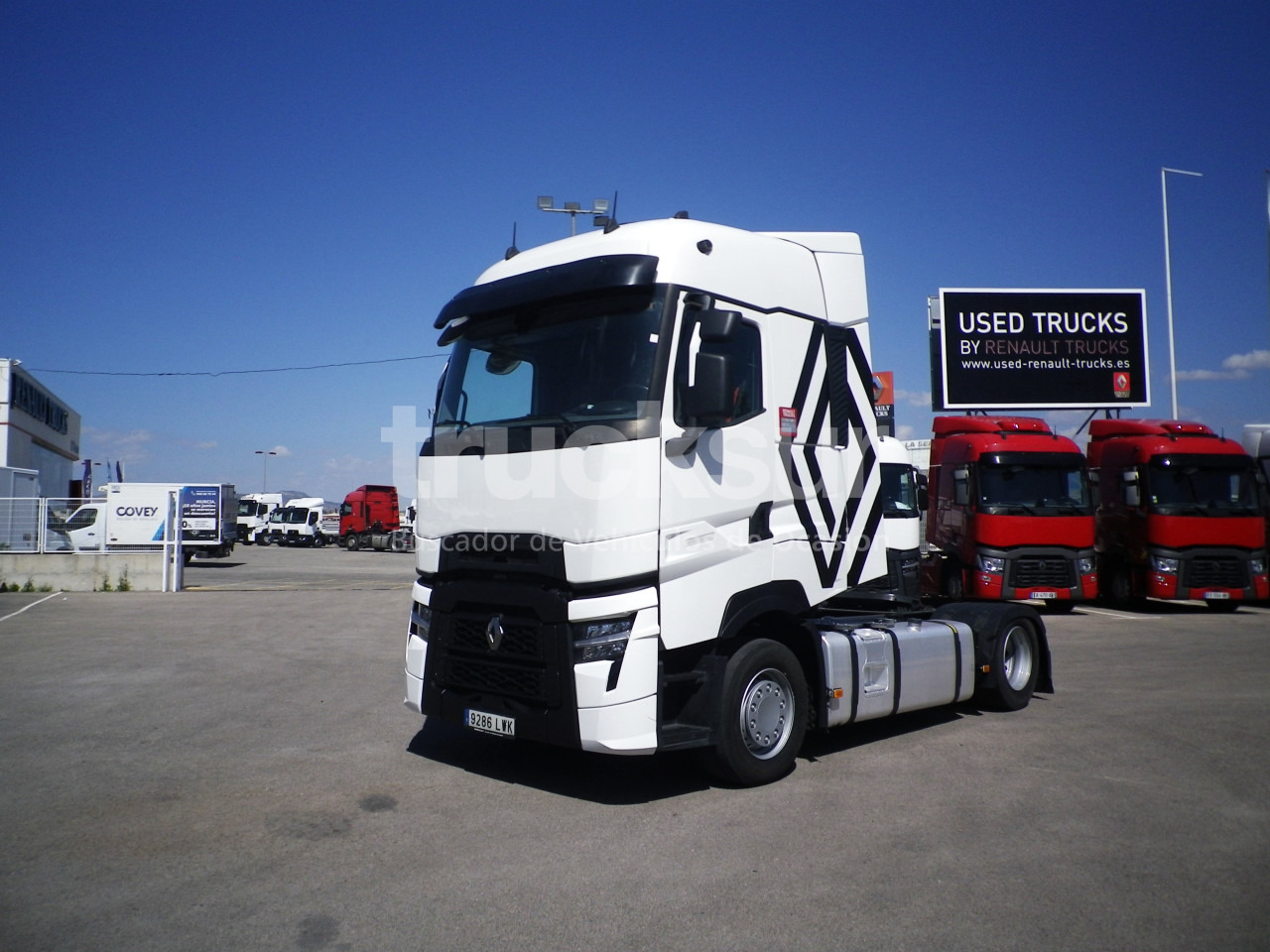 RENAULT T520 HIGH SLEEPER CAB LOW - Тягач: фото 2 RENAULT T520 HIGH SLEEPER CAB LOW - Тягач: фото 2