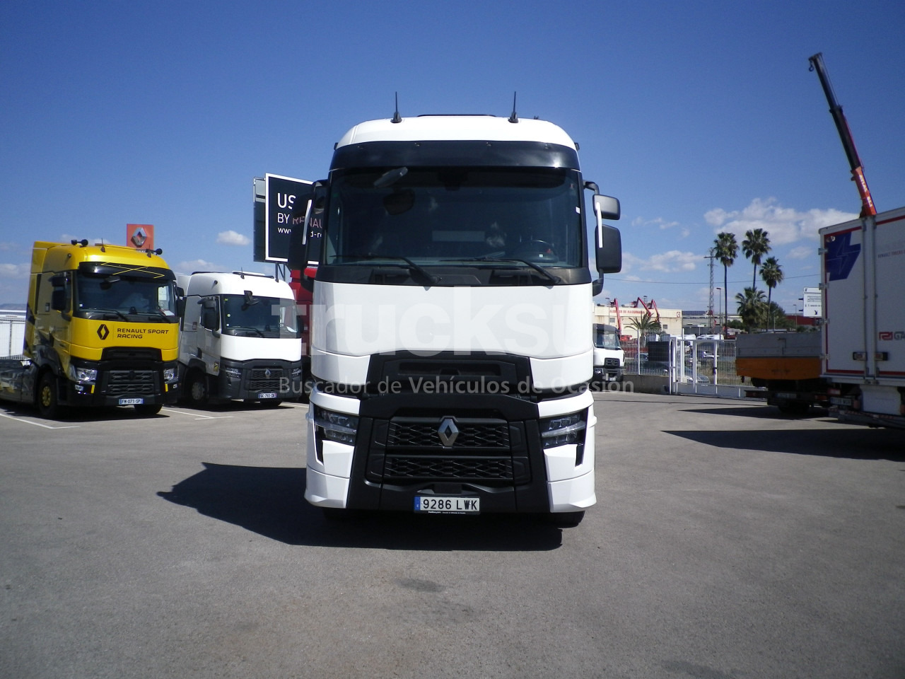 RENAULT T520 HIGH SLEEPER CAB LOW - Тягач: фото 4 RENAULT T520 HIGH SLEEPER CAB LOW - Тягач: фото 4