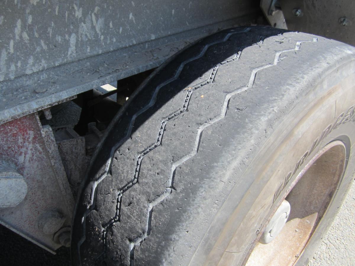 Benalu - Самосвальный полуприцеп: фото 4 Benalu - Самосвальный полуприцеп: фото 4