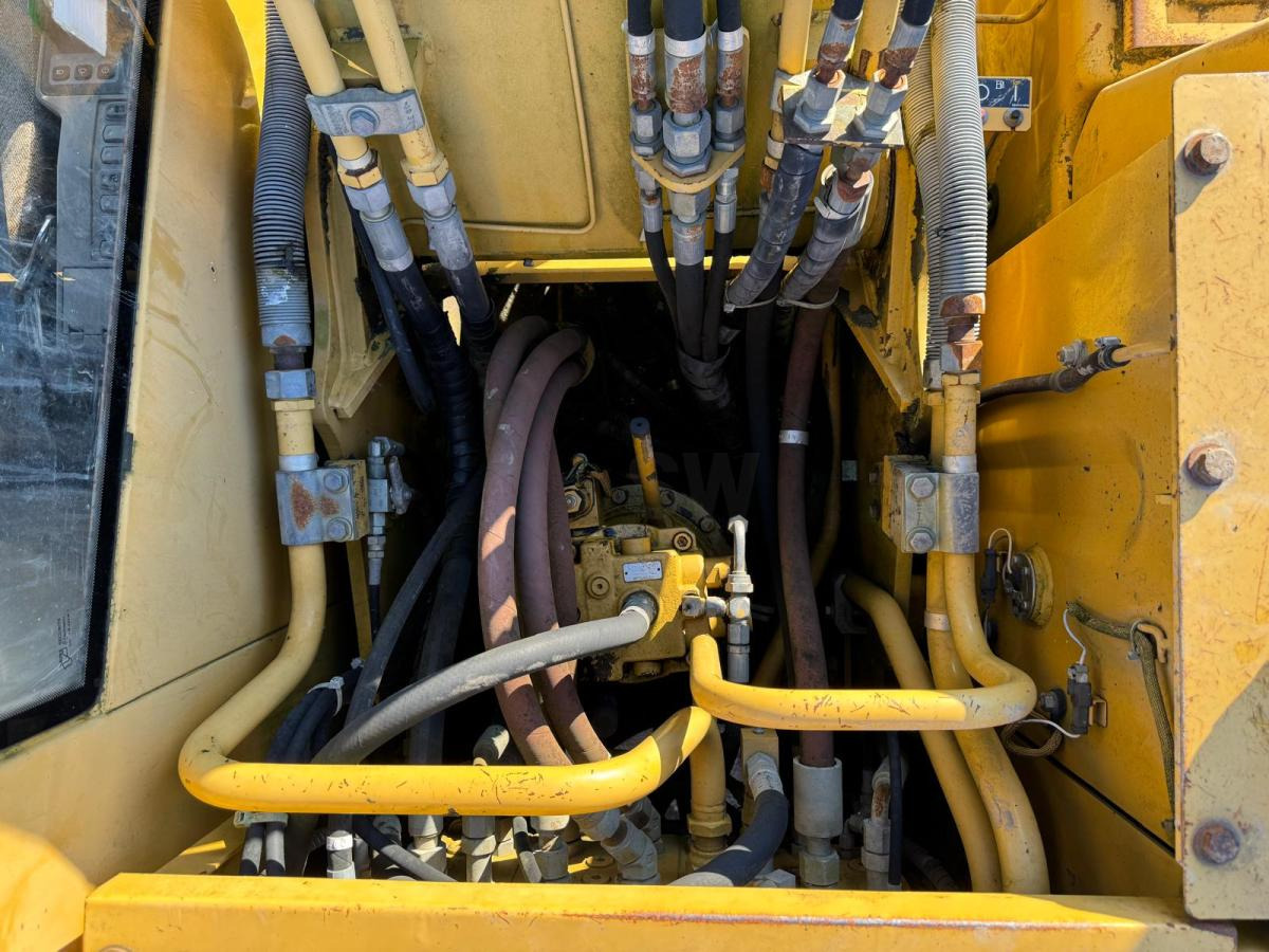 Гусеничный экскаватор Caterpillar 312BL: фото 13 Гусеничный экскаватор Caterpillar 312BL: фото 13